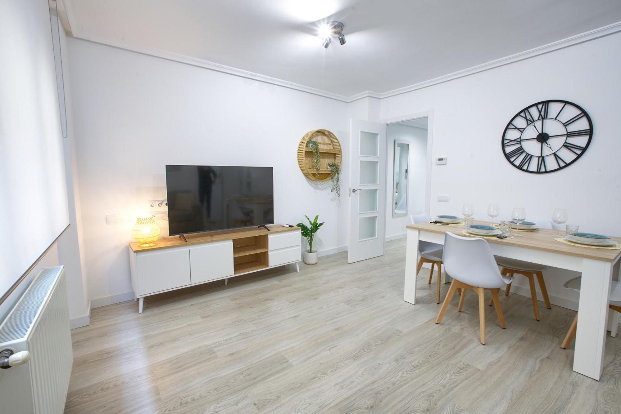 Ap Home Carreteria Cuenca  Luaran gambar