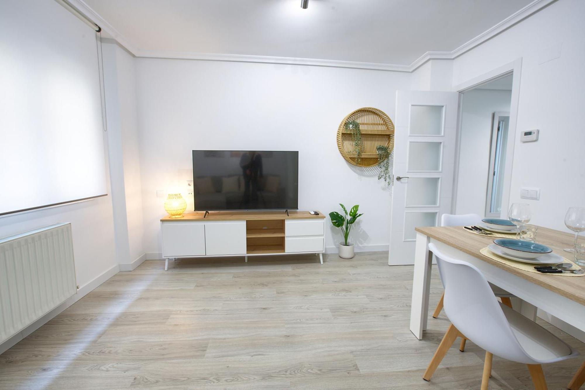 Ap Home Carreteria Cuenca  Luaran gambar
